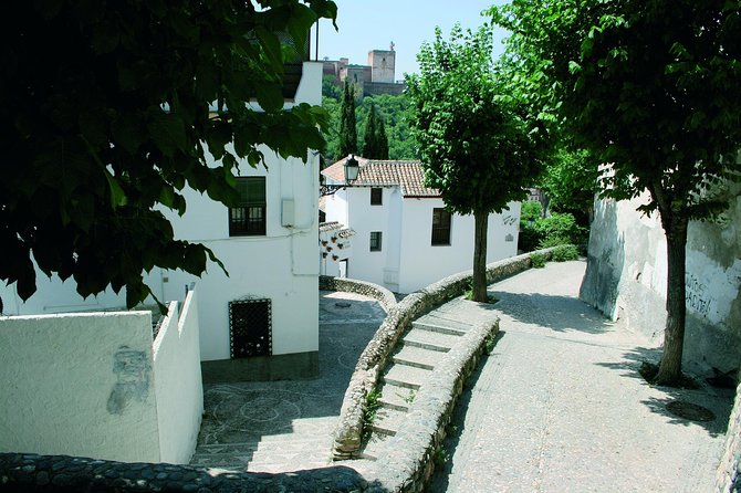 Albayzín y Sacromonte, Unesco Heritage Neighborhoods - Cármenes, Towers, and Miradors Like San Nicolás and San Cristóbal