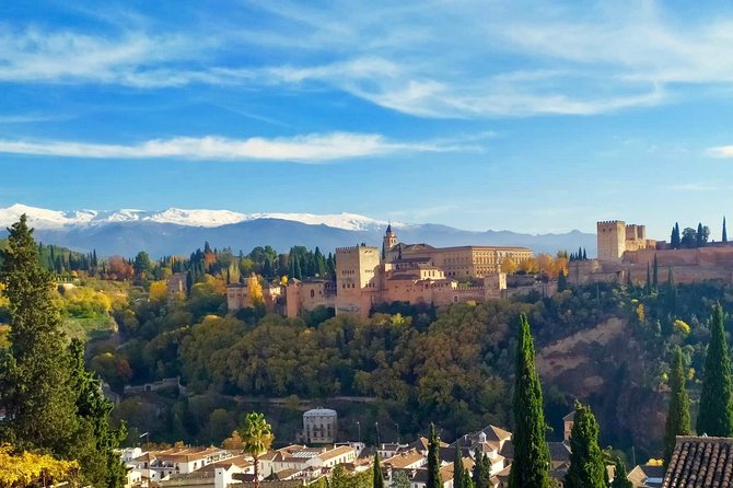 Albayzín y Sacromonte, Unesco Heritage Neighborhoods - How the Route Balances Walking and Views