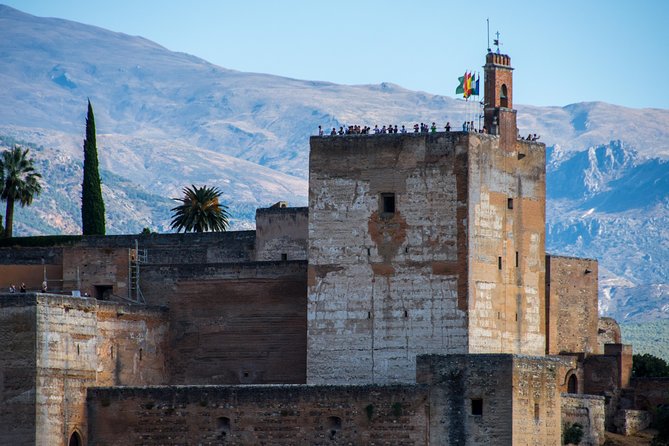 Alhambra and Nasrid Palaces Ticket with Audioguide - Audio guide setup: phone app vs physical audioguide
