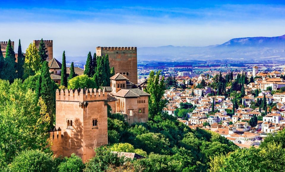 Alhambra: Guided Tour with Fast-Track Entry - Practicalities that can make or break your day