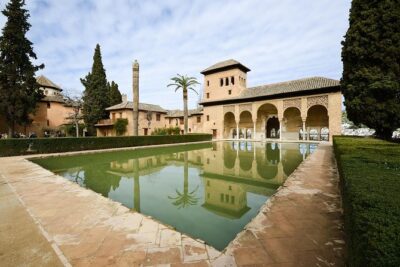 Alhambra Guided Tour with Generalife Gardens - Key Highlights Worth Building Your Day Around