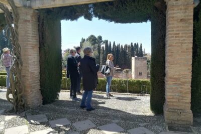Alhambra Skip-the-line Private Tour including Nasrid Palaces - Generalife Gardens and the Gravity Irrigation System