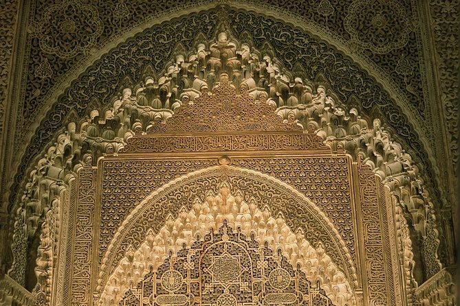 Alhambra Skip-the-line Private Tour including Nasrid Palaces - How Moorish, Christian, and Jewish Layers Show Up in One Complex