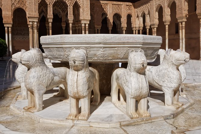 Alhambra: Skip-the-Line to Nasrid Palaces & Generalife - What to bring and how to plan your Granada day