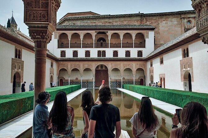 Alhambra Ticket Last Minute Deals - Stop 2: Alcazaba in 10 Minutes—Fortress Power and Big Views