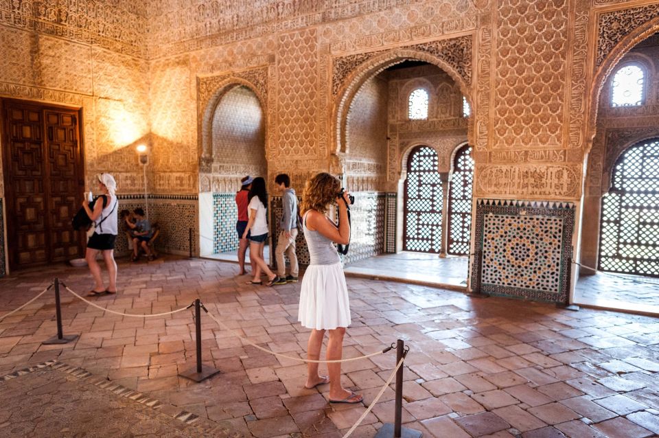 Fast-Track Alhambra & Nasrid Palaces Guided Tour - Who This Tour Fits Best (and Who Might Prefer Something Different)
