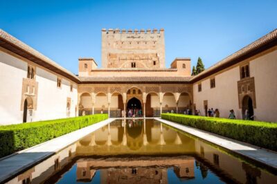 Fast-Track Alhambra & Nasrid Palaces Guided Tour - The Starting Point: Getting Oriented Near the Ticket Area
