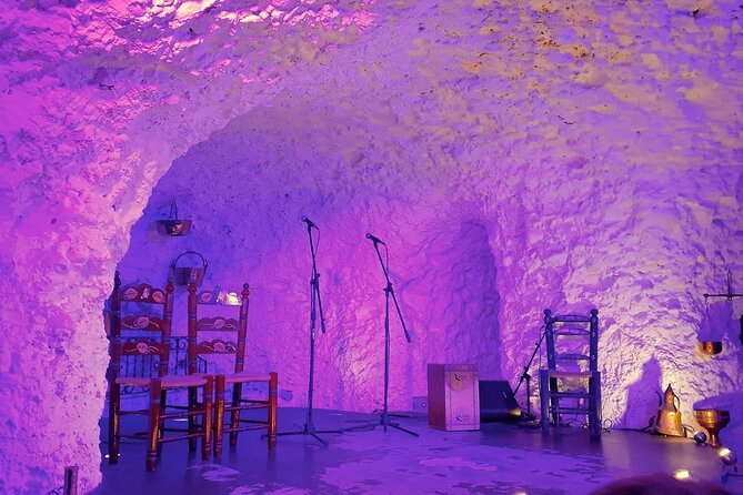 Flamenco Show in a Cave Restaurant in Granada - Seating and cave comfort: the trade-off for intimacy