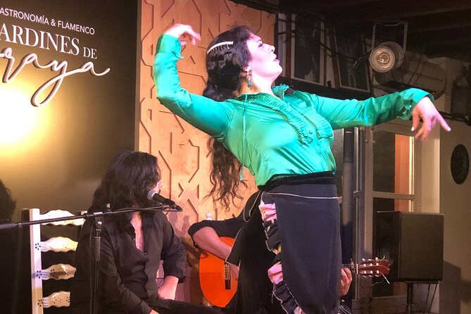 Flamenco Show Ticket at tablao Jardines de Zoraya Granada - Logistics that actually matter: language, tickets, and getting there