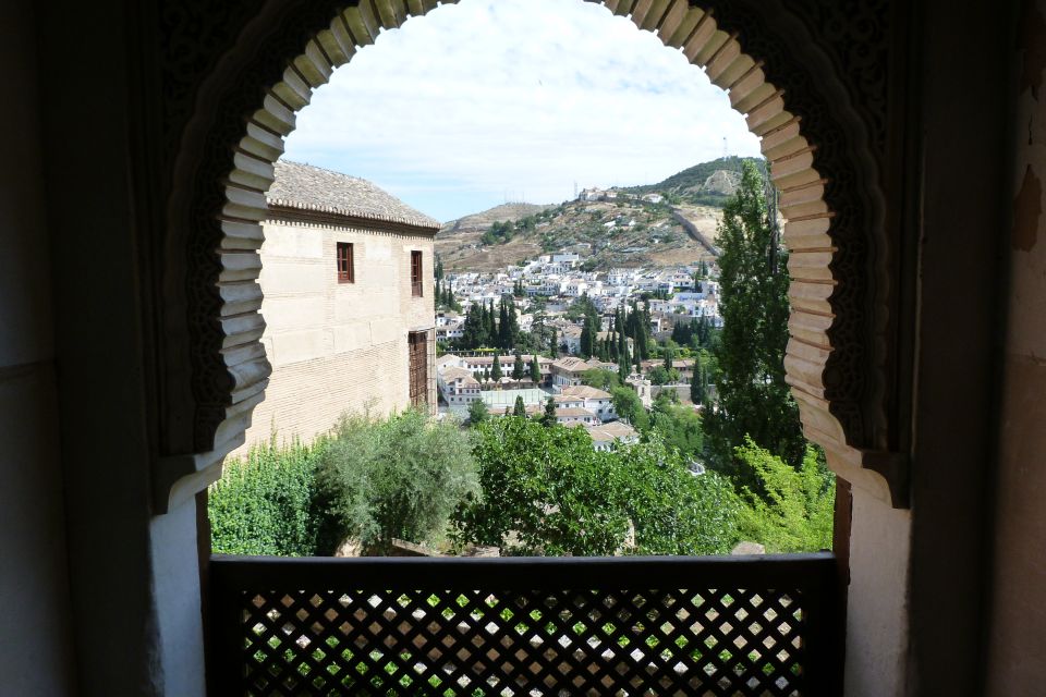 From Costa del Sol or Malaga: Granada and Alhambra Tour - Key things to know before you go