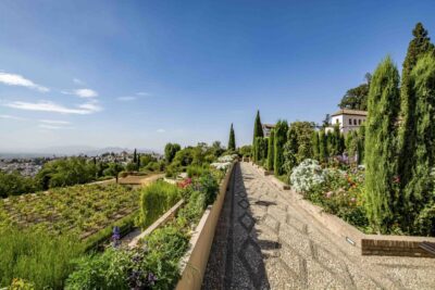 From Costa del Sol or Malaga: Granada and Alhambra Tour - Granada free time: Albaicín streets, plazas, and river walks