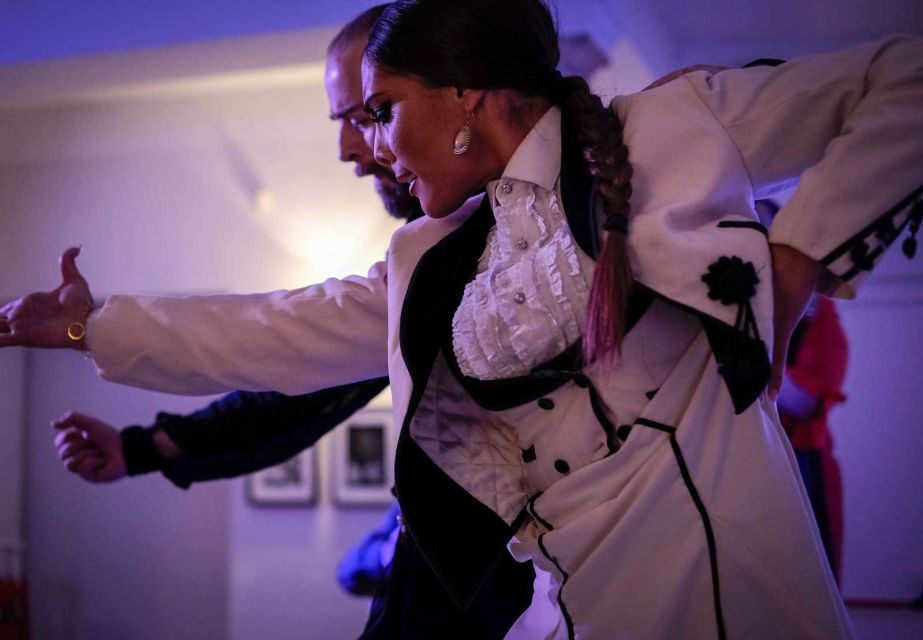 Granada: 1-Hour Traditional Flamenco Show - What Actually Happens During the Show