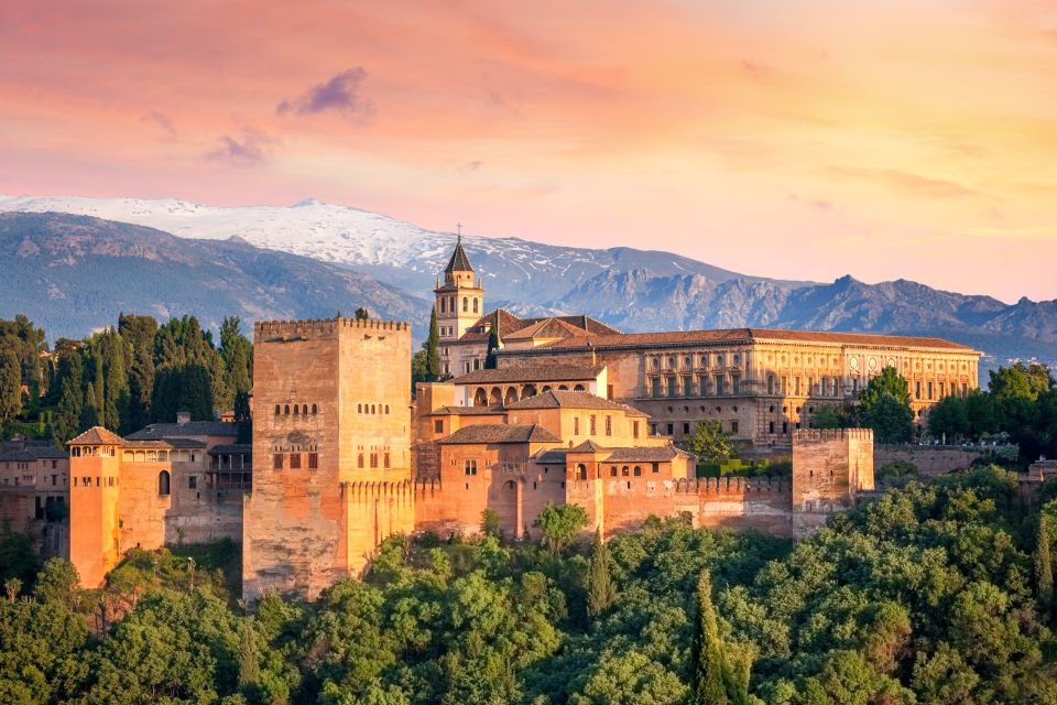 Granada: 3-Hour Alhambra and Generalife Gardens Guided Tour - Key highlights worth planning around