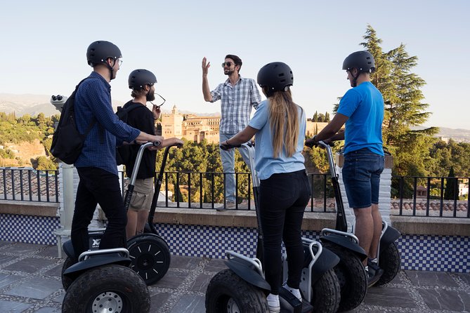 Granada: 3-hour Historical Tour by Segway - Stop 3: Albaicín neighborhood time (20 minutes)