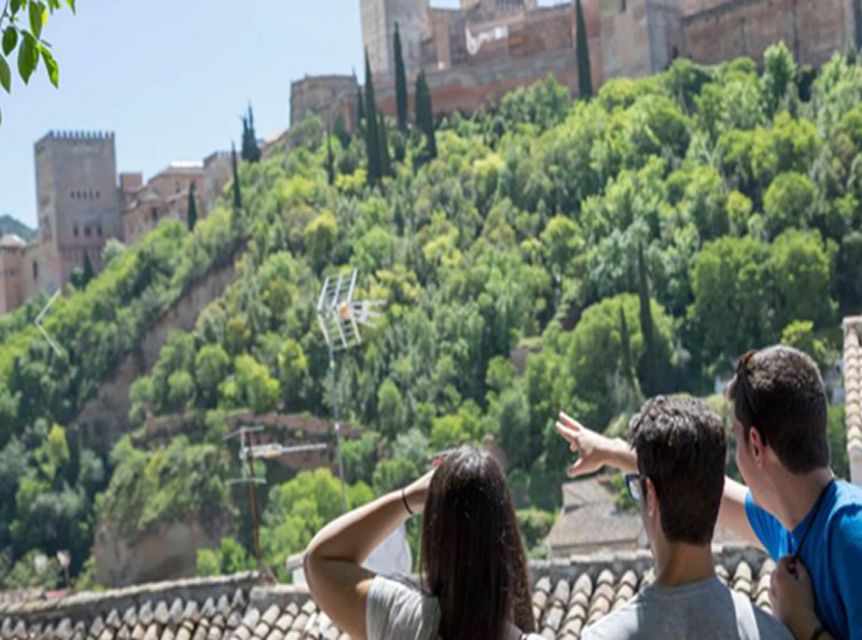 Granada: Albaicín and Sacromonte 2.5-Hour Walking Tour - Who Should Book This Tour (And Who Might Prefer Something Different)