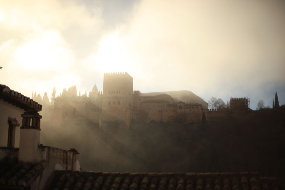 Granada: Albaicin and Sacromonte E-Bike Tour - Why this Granada ride works better than just sightseeing