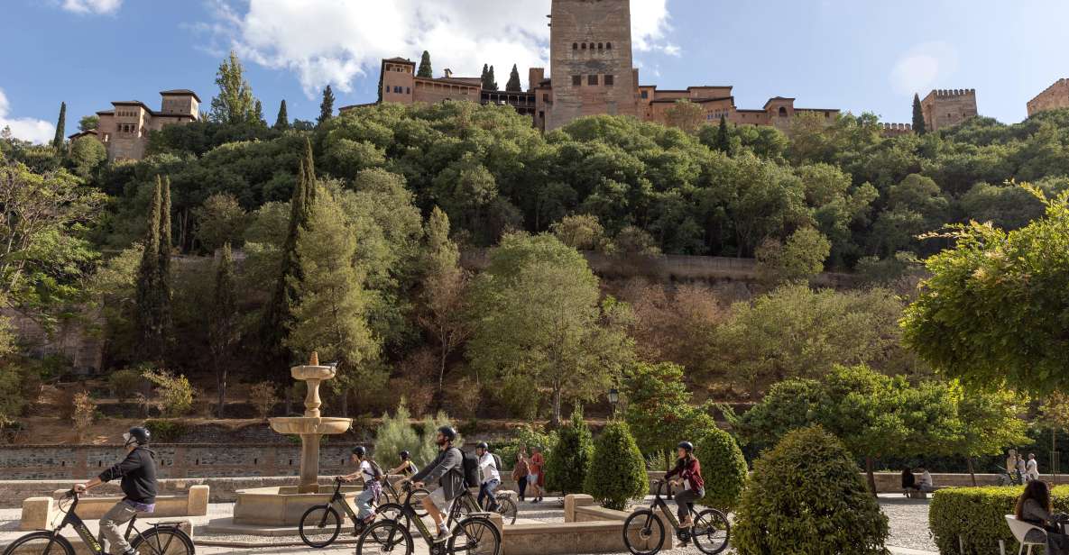 Granada: Albaicin and Sacromonte E-Bike Tour - E-bikes that feel like a cheat code, not a gimmick