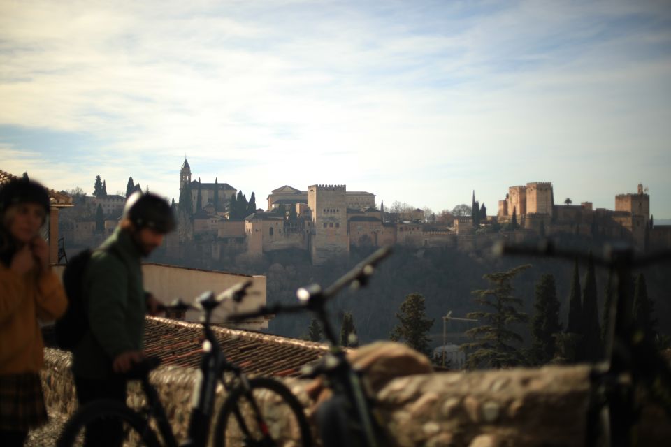 Granada: Albaicin and Sacromonte E-Bike Tour - The 2-hour flow: why it feels like a highlight, not a rush