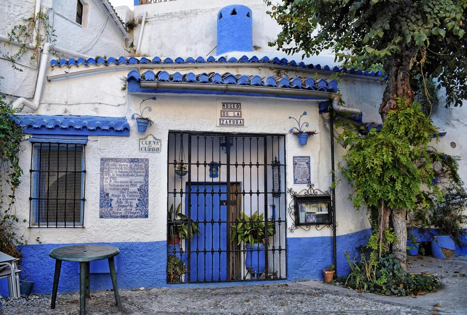 Granada: Albaicín, Sacromonte & Museum of Caves Walking Tour - Panoramas From Granada to the Alhambra, Without Waiting All Day