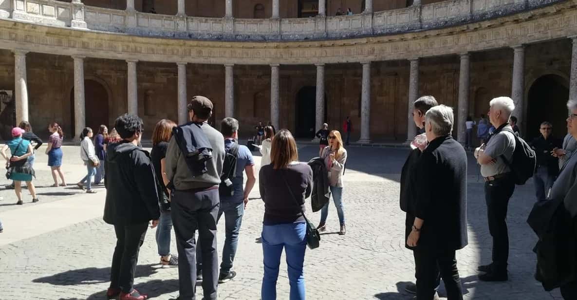 Granada: Alhambra and Albaicín Small Group Tour - How to handle the logistics without losing the fun