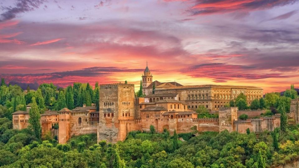 Granada Alhambra and Generalife Gardens Experience Tour - Key things to know before you go