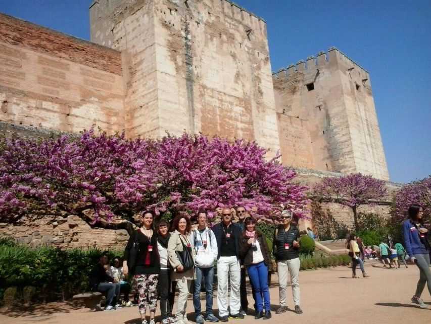 Granada Alhambra and Generalife Gardens Experience Tour - Who should book this Granada Alhambra tour?