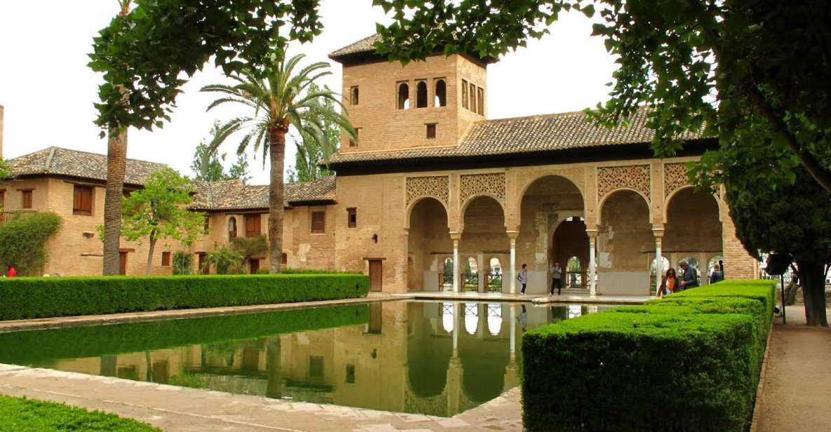 Granada: Alhambra and Generalife Gardens Guided Tour - Key highlights worth your attention