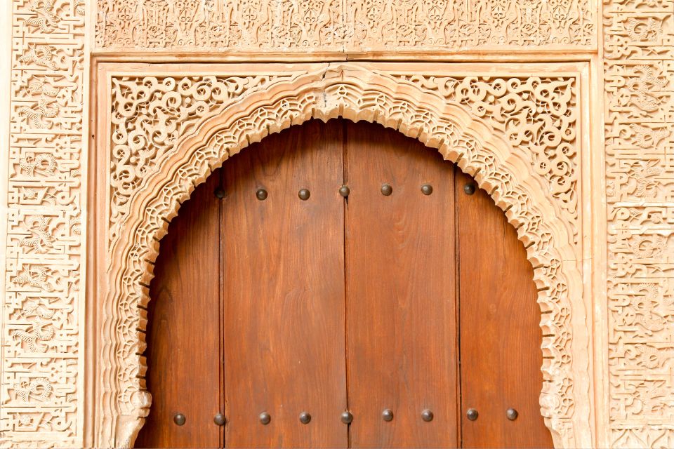 Granada: Alhambra and Nasrid Palaces Private Tour - The “3 hours” question: how much you really get