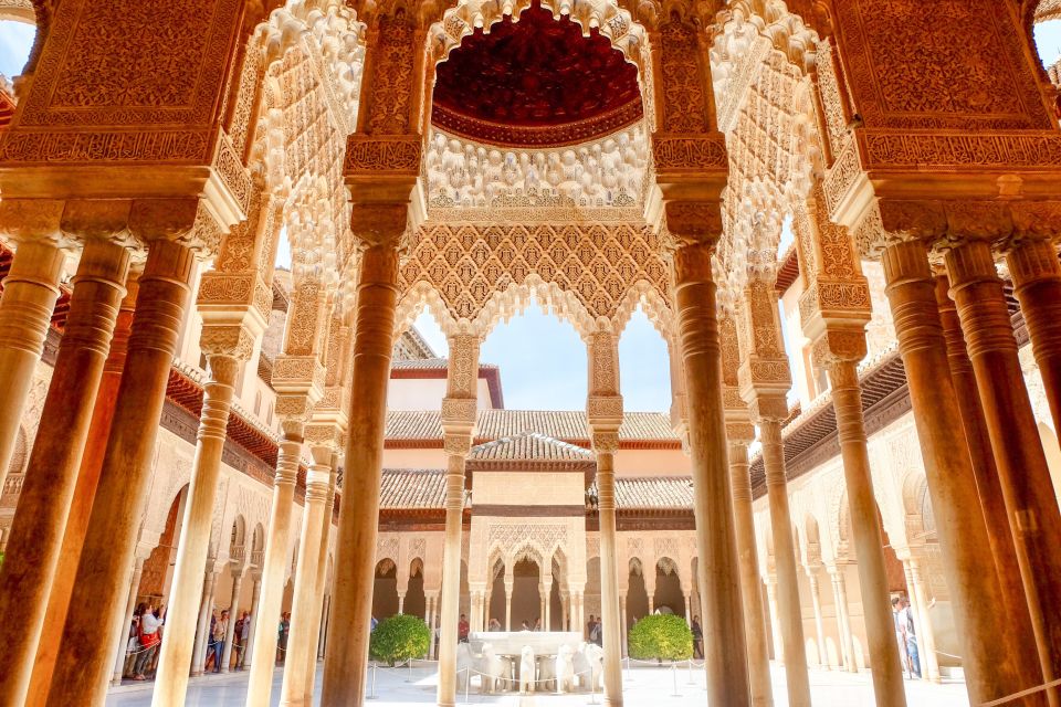 Granada: Alhambra and Nasrid Palaces Small Guided Tour - Tickets and the $105 price: what you’re truly paying for