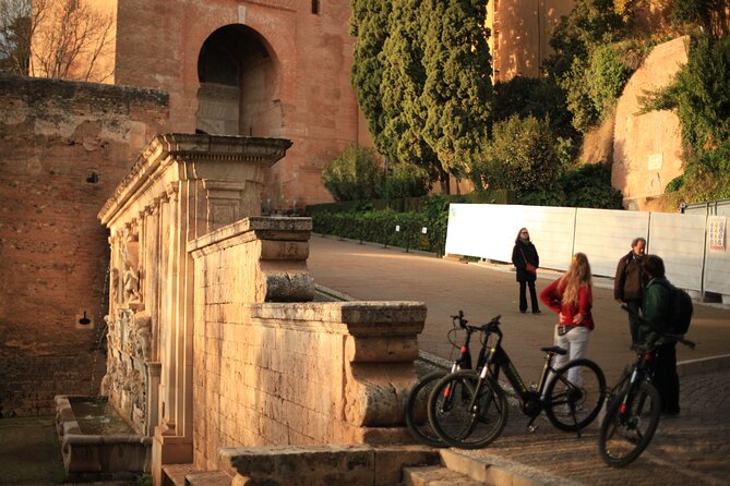 Granada: Alhambra and Sierra Nevada Sunset Views by E-Bike - Stop 3: Albaicín Without the Usual View Angles