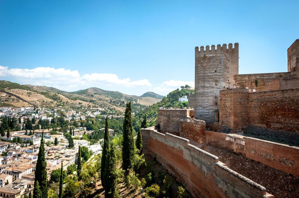 Granada: Alhambra Complex Guided Tour Options - Tour Options That Change What You Actually See