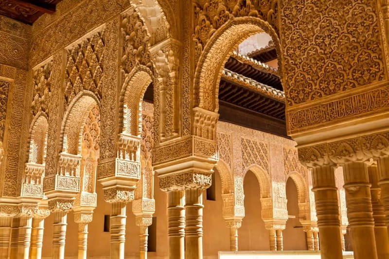 Granada: Alhambra & Gardens Tour w/Nasrid Palaces Option - How the Alhambra Tour Works: Red Fortress Routing and Timed Entry