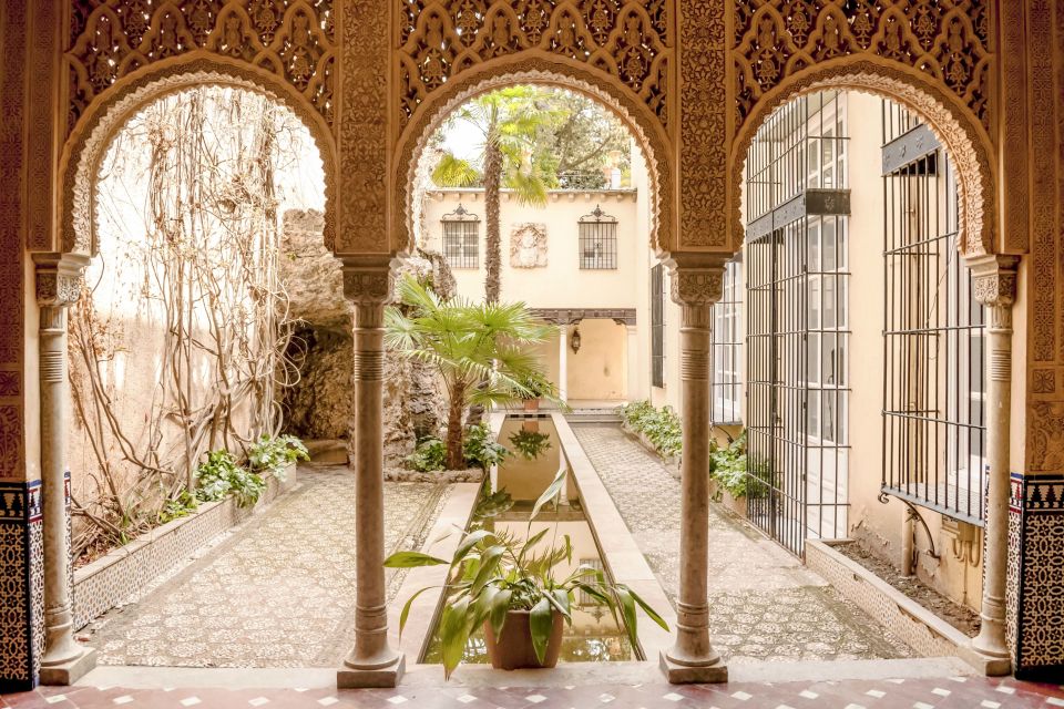 Granada: Alhambra & Gardens Tour w/Nasrid Palaces Option - Surroundings-Only Alternative: Alhambra Forest and Puerta de la Justicia