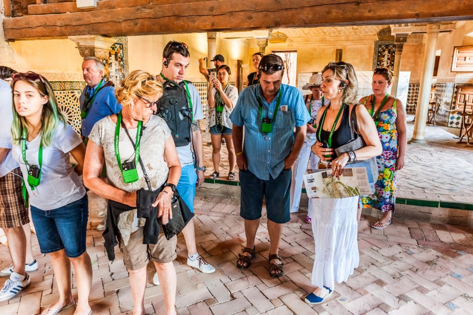 Granada: Alhambra & Nasrid Palaces Tour with Tickets - Key things to know before you go