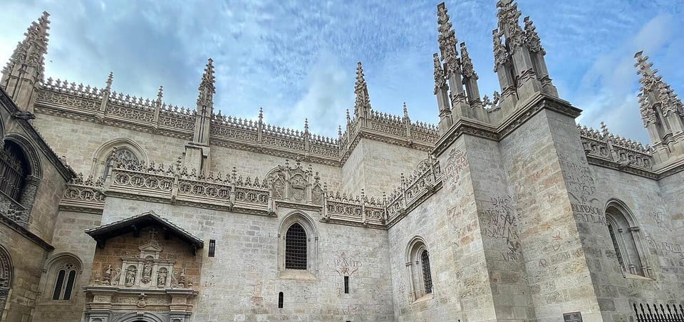 Granada: Cathedral and Royal Chapel Private tour with ticket - Key things you’ll notice on this private tour