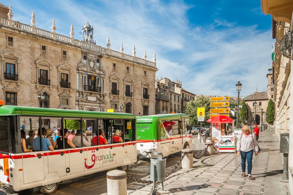 Granada City Train 1 or 2-Day Hop-On Hop-Off Ticket - Timing tips: how often it runs, when Alhambra access changes, and why crowds matter