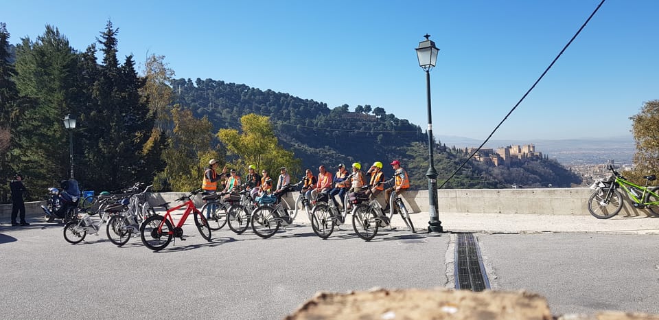 Granada: E-Bike Tour and Fast-Track Alhambra Ticket - Guides You Might Hear on the Day