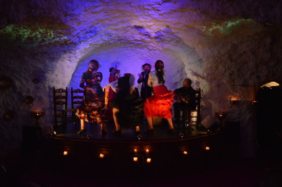 Granada: Flamenco Show at Templo del Flamenco with Drink - Drink Included: Small Upgrade, Real Value