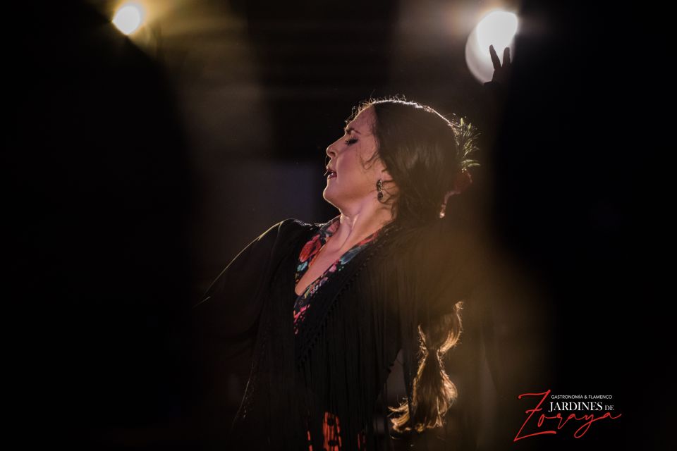 Granada: Flamenco Show in Albaycin - Jardines de Zoraya - The Tablao Room: Intimate Seating and Close Views