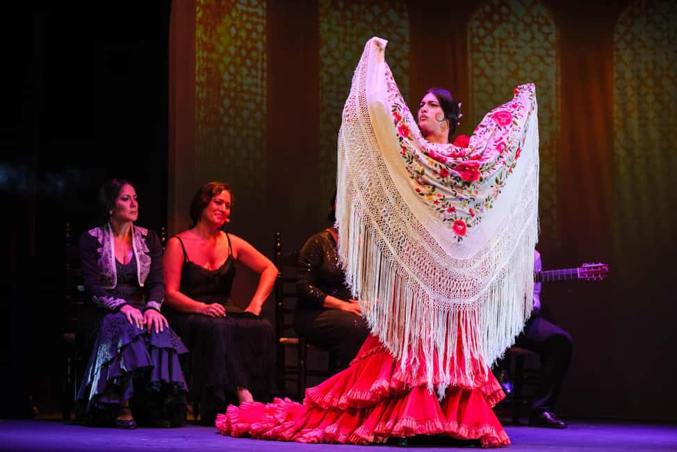 Granada: Flamenco Show "Sensaciones" at the Flamenco Theater Granada - General vs VIP tickets: what you’re really paying for
