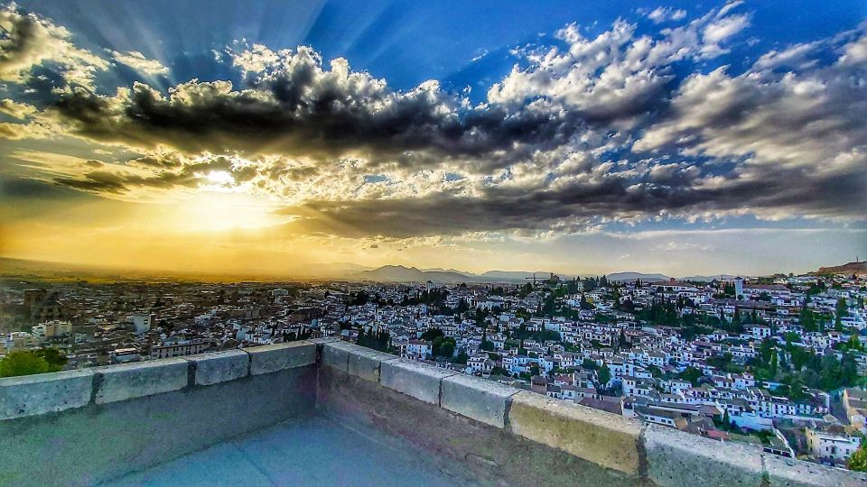 Granada: Full Alhambra Premium Guided Tour with Tickets - Nasrid Palaces Circuit: Courts and Halls That Explain the Myths