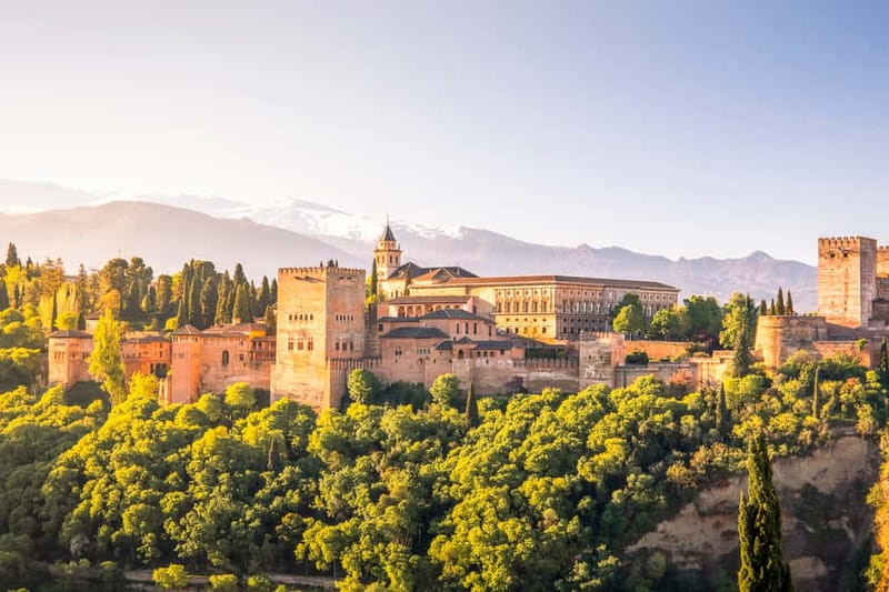 Granada: Gardens of the Alhambra and Generalife Regular Tour - What’s included and what you need to plan for: Nasrid Palaces
