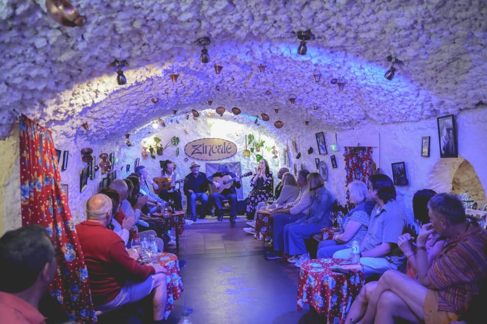 Granada: Live Flamenco Show - Sacromonte to Cueva Zincalé: Getting there without stress