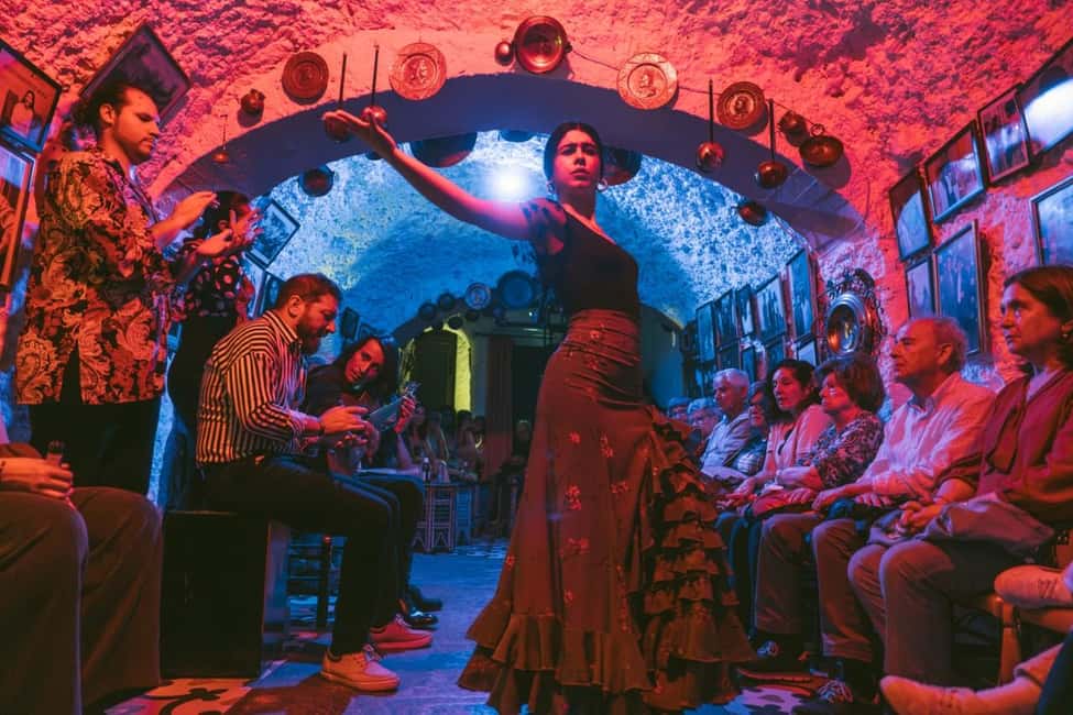 Granada: Los Amayas Cave Traditional Flamenco Show - Practical Tips for a Smooth One-Hour Night