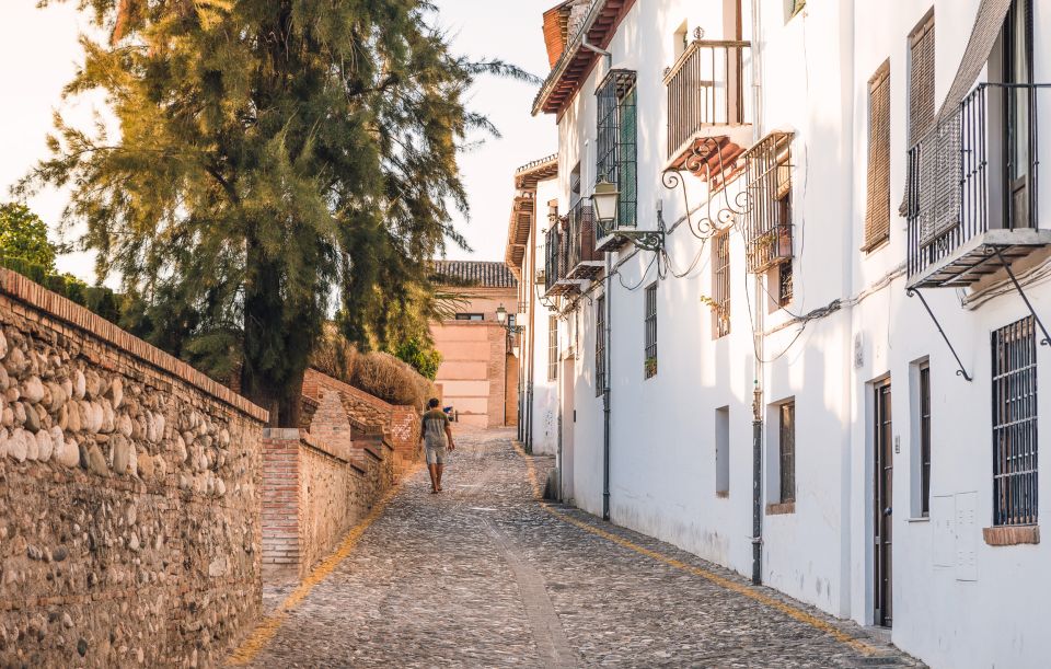 Granada: Moorish Monuments Entrance Tickets - Should you book this Granada Moorish Monuments ticket?
