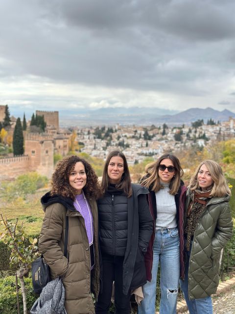 Granada: Private Full Alhambra Tour with Nasrid Palaces - Generalife Gardens: orange blossoms, water, and power