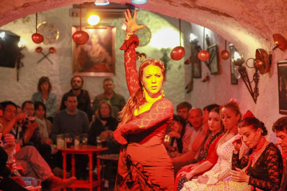 Granada: Sacromonte Caves Flamenco Show with Dinner - Who Should Book This Sacromonte Caves Flamenco With Dinner