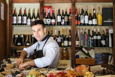 Granada Tapas and Wine Small Group Tour - Who should book this tour (and who might skip it)