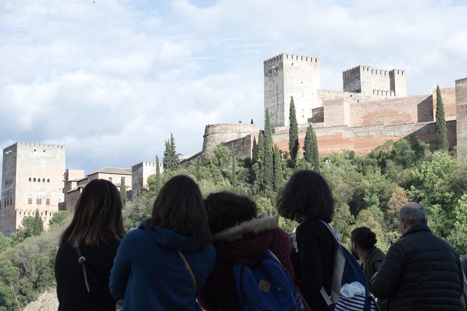 Granada's Hidden Treasures: Albayzin and Sacromonte Walking Tour - Sacromonte caves and flamenco culture, without needing a ticket