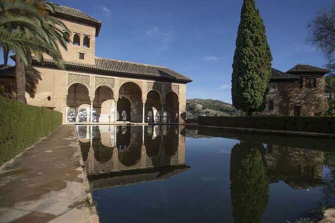 Guided Walking Tour of the Alhambra in Granada - The best way to use this tour during your Granada trip
